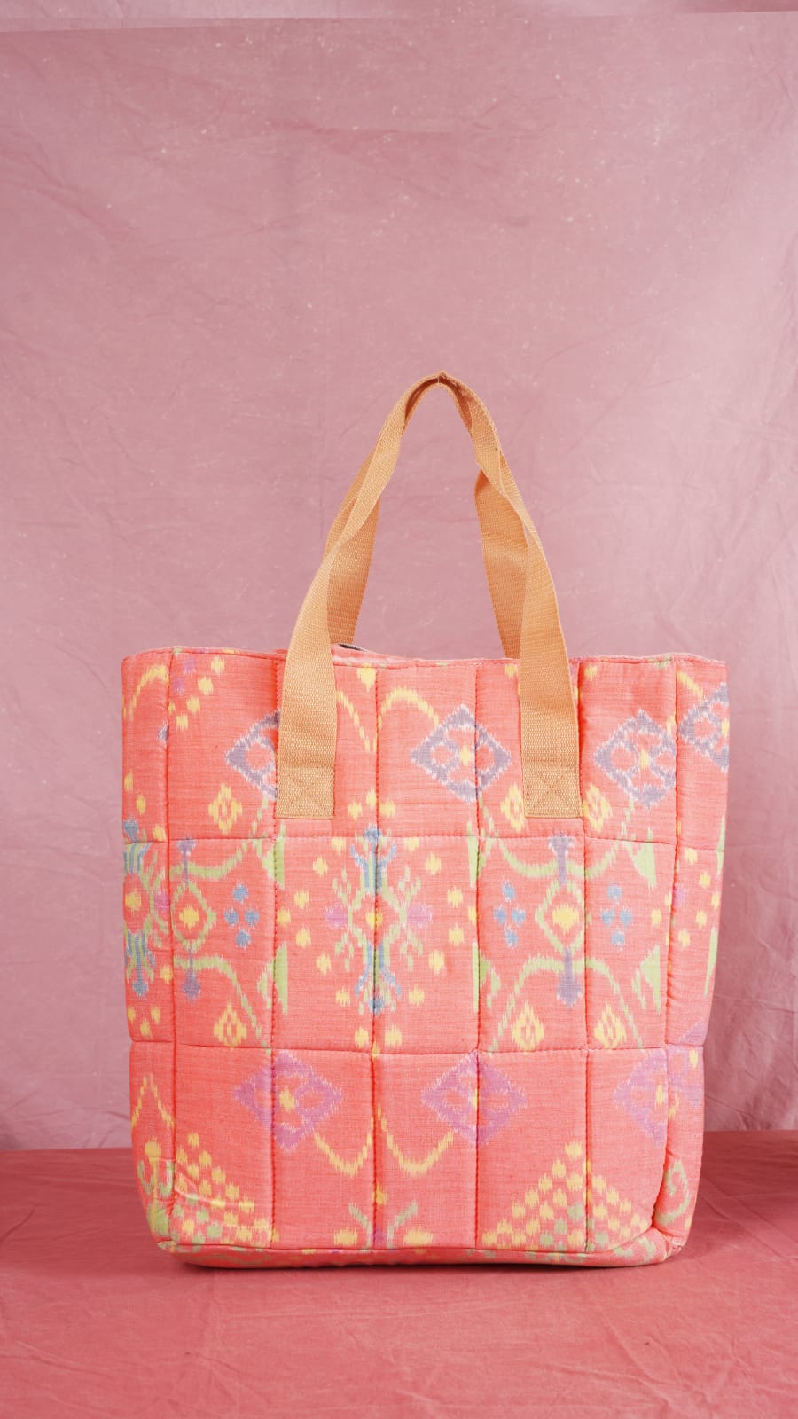 Wearemanikan Puffy Big Tote