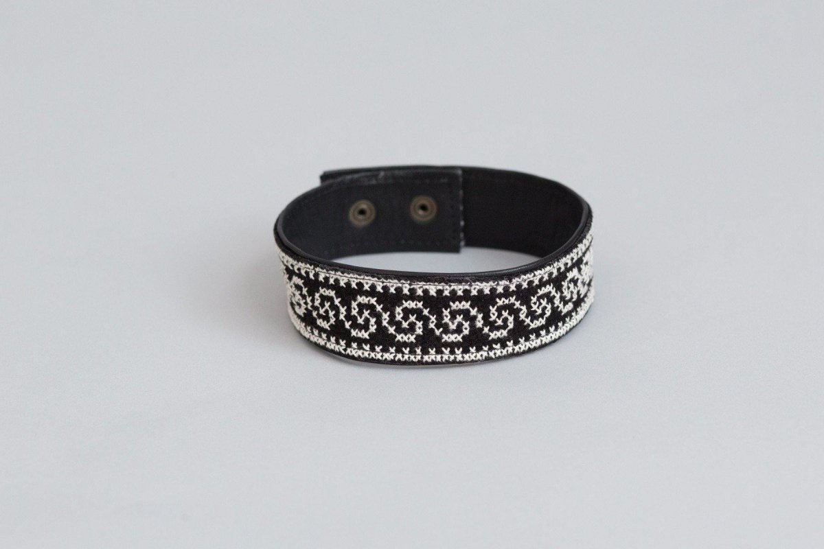 Tatreez Choker - Ecru - Darzah